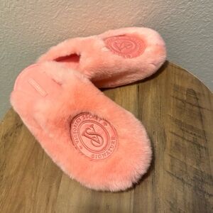 Brand new Victoria's Secret Pink Fuzzy Slippers